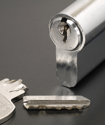 Broken Key Removal Service