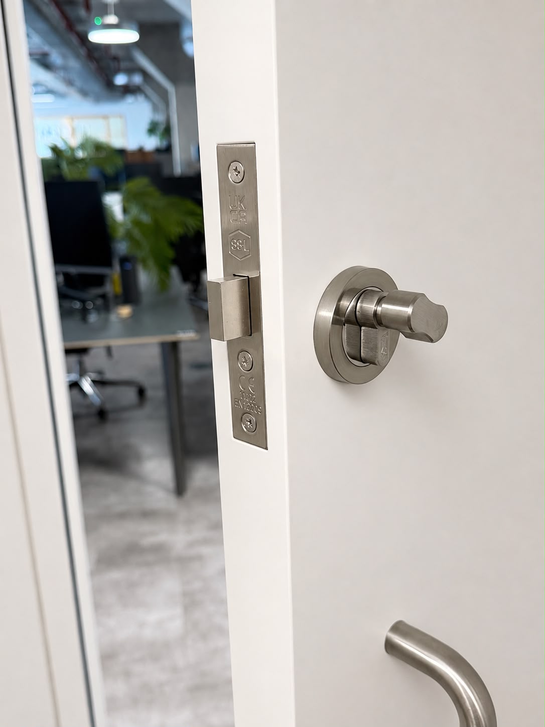 Commercial Locksmith Service